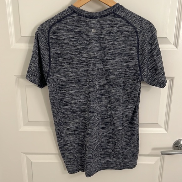 Lululemon Metal Vent Tech Surge Short Sleeve Shirt (Navy) - Picture 2 of 2
